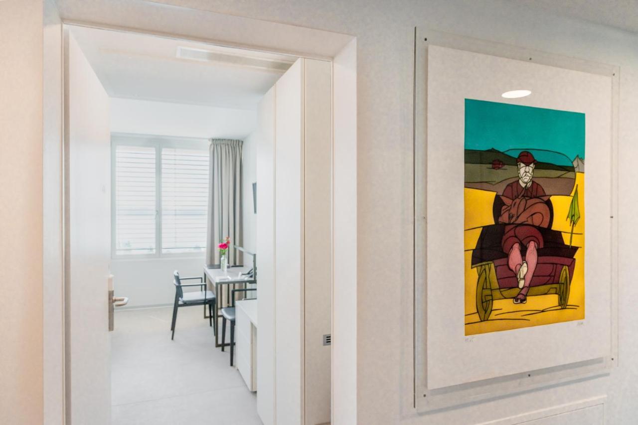 Hotel Alpes & Lac Neuchatel Ngoại thất bức ảnh