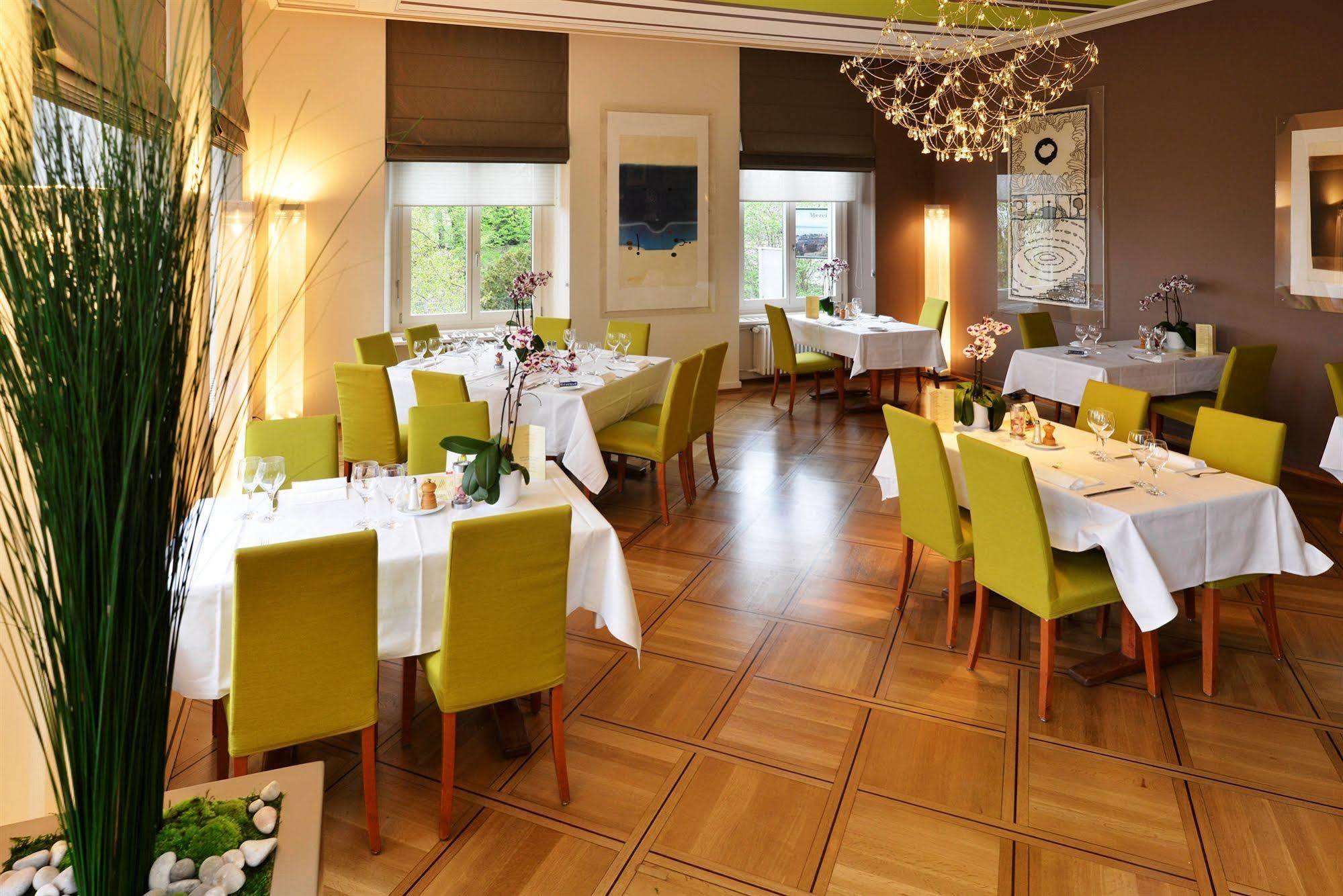 Hotel Alpes & Lac Neuchatel Ngoại thất bức ảnh
