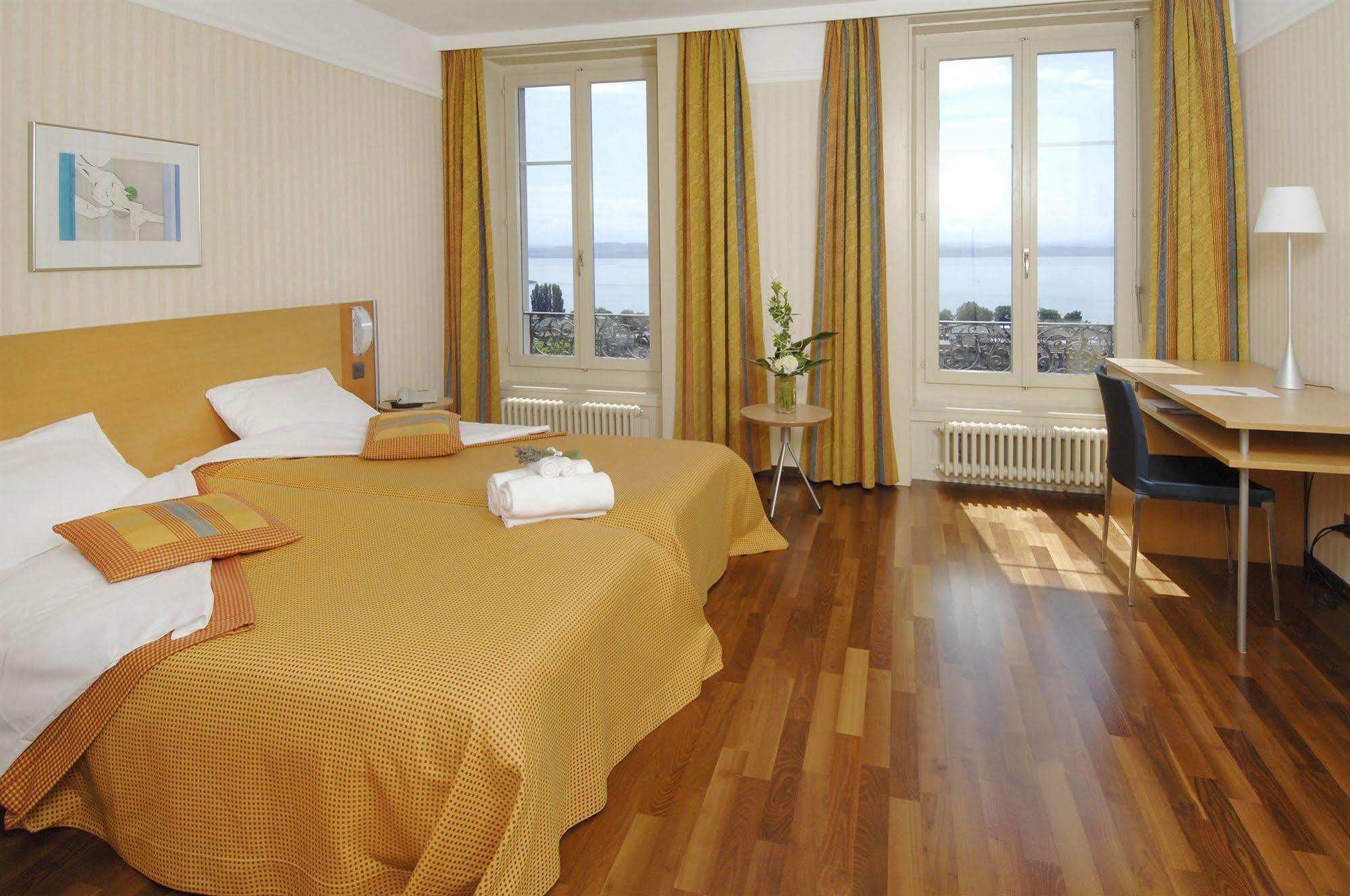 Hotel Alpes & Lac Neuchatel Ngoại thất bức ảnh