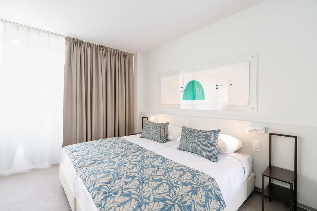 Hotel Alpes & Lac Neuchatel Ngoại thất bức ảnh