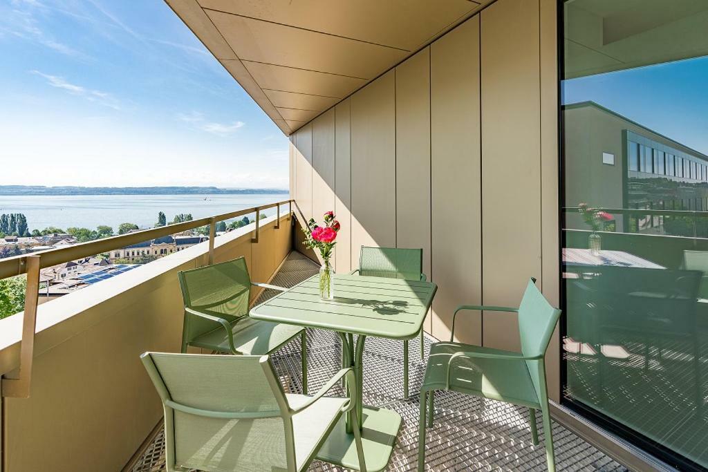 Hotel Alpes & Lac Neuchatel Ngoại thất bức ảnh